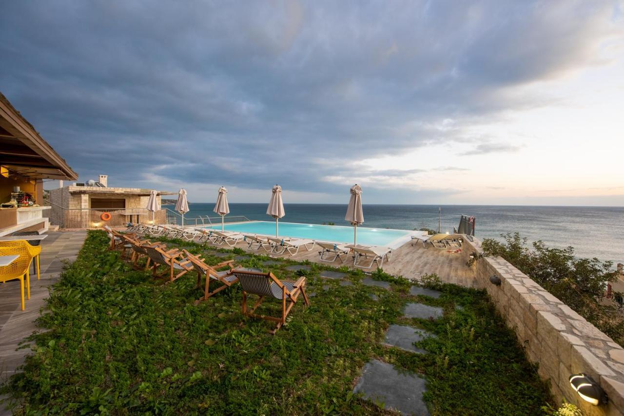 Portela Apartments Kastri Кератокампос Экстерьер фото